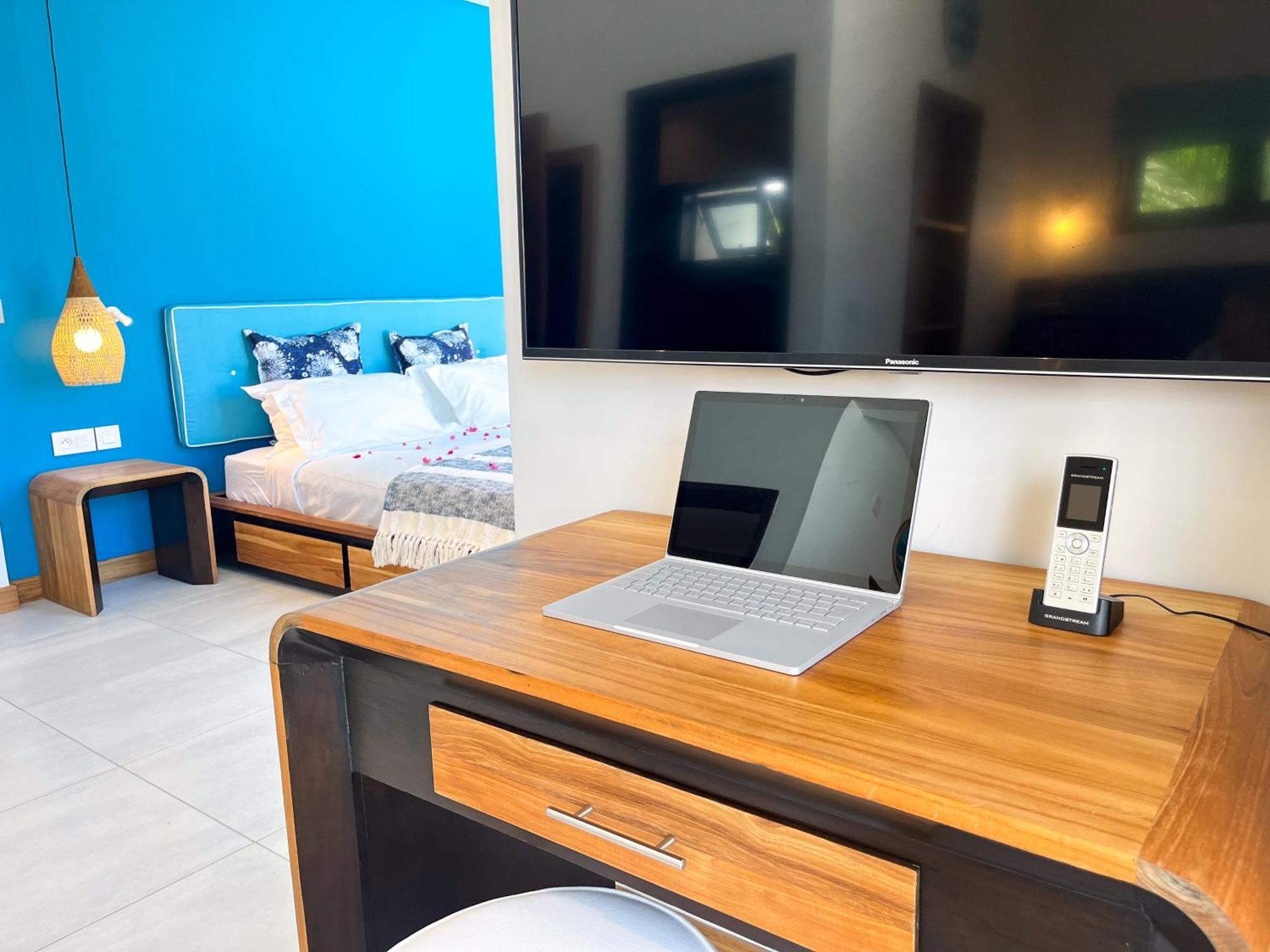 Blue Ocean Suites & Apartments Trou d'Eau Douce Zewnętrze zdjęcie