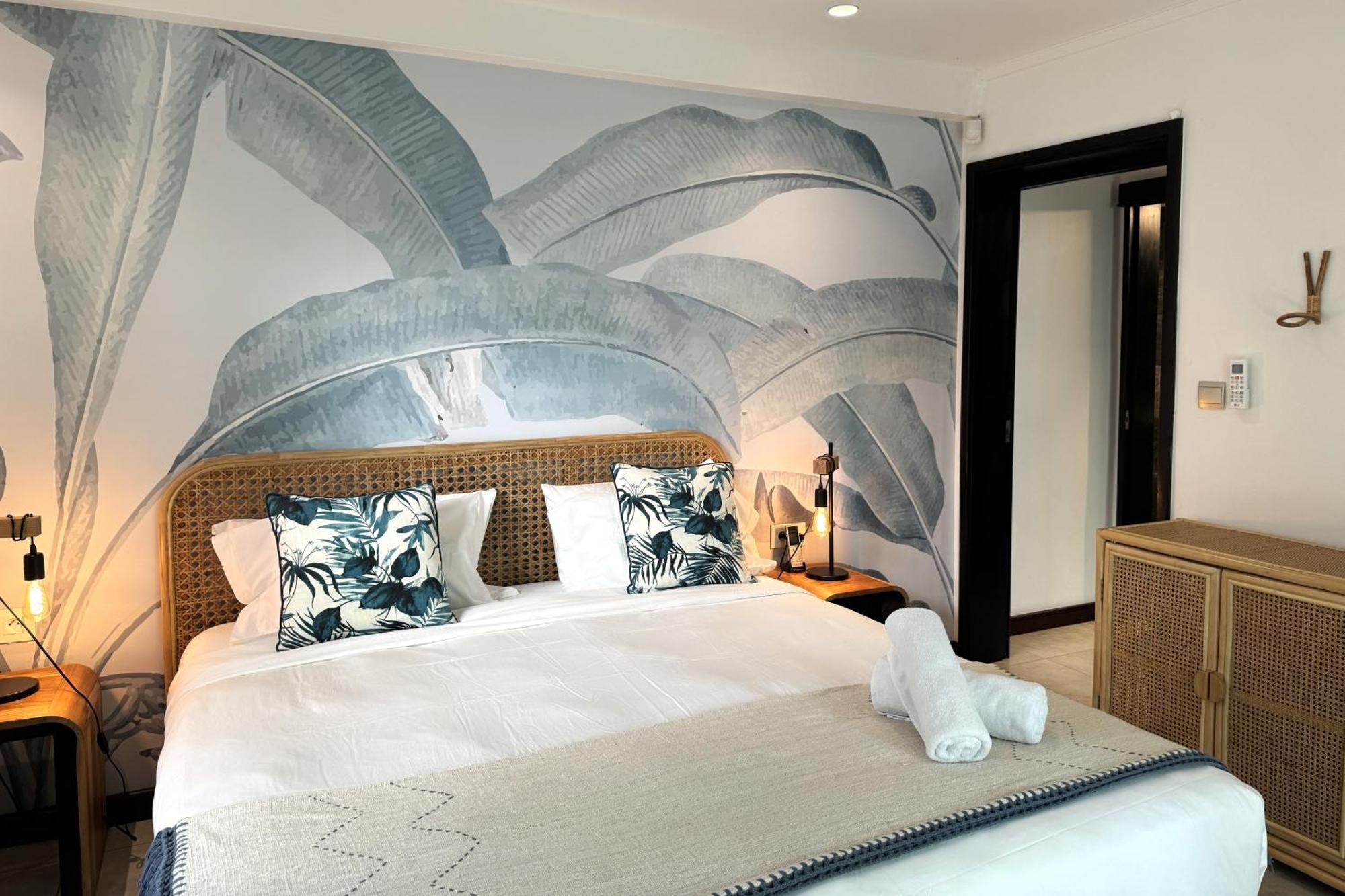 Blue Ocean Suites & Apartments Trou d'Eau Douce Zewnętrze zdjęcie